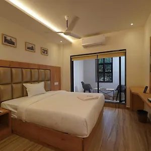  Hotel Southern Residency
